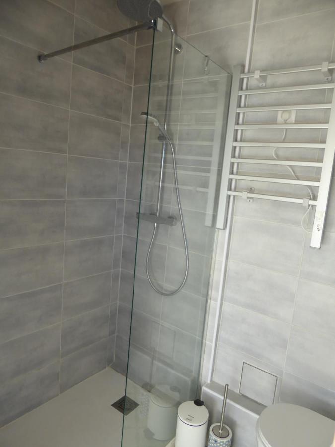 Les 2 Dauphins Apartment เลอบาร์กาแรส ภายนอก รูปภาพ
